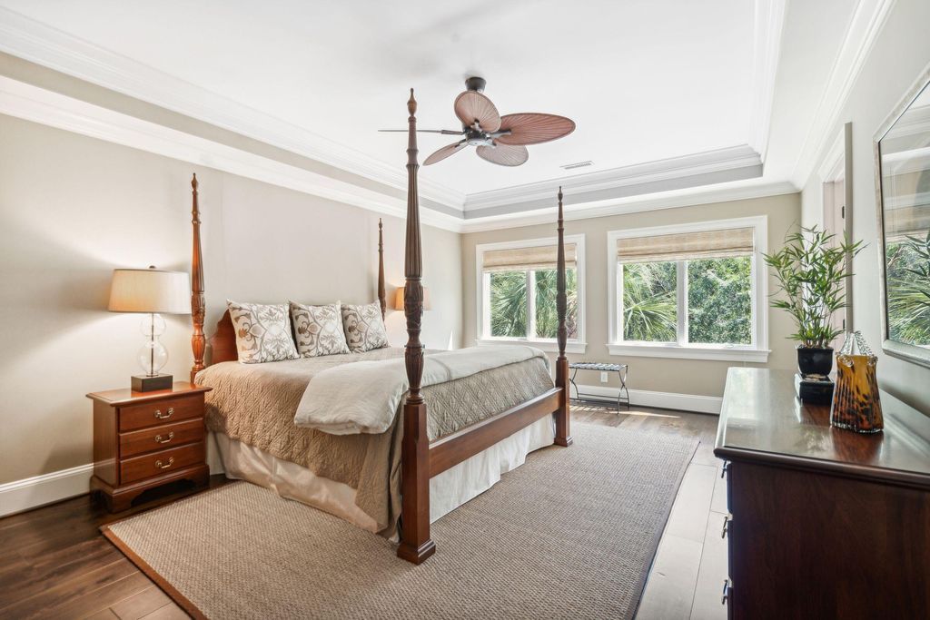 South Carolina Estate Showcases Elegant Features Luxurious Finishes and Exceptional Craftsmanship for 4.2 Million 40