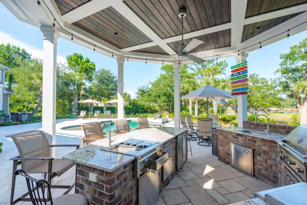 South Carolina Estate Showcases Elegant Features Luxurious Finishes and Exceptional Craftsmanship for 4.2 Million 52