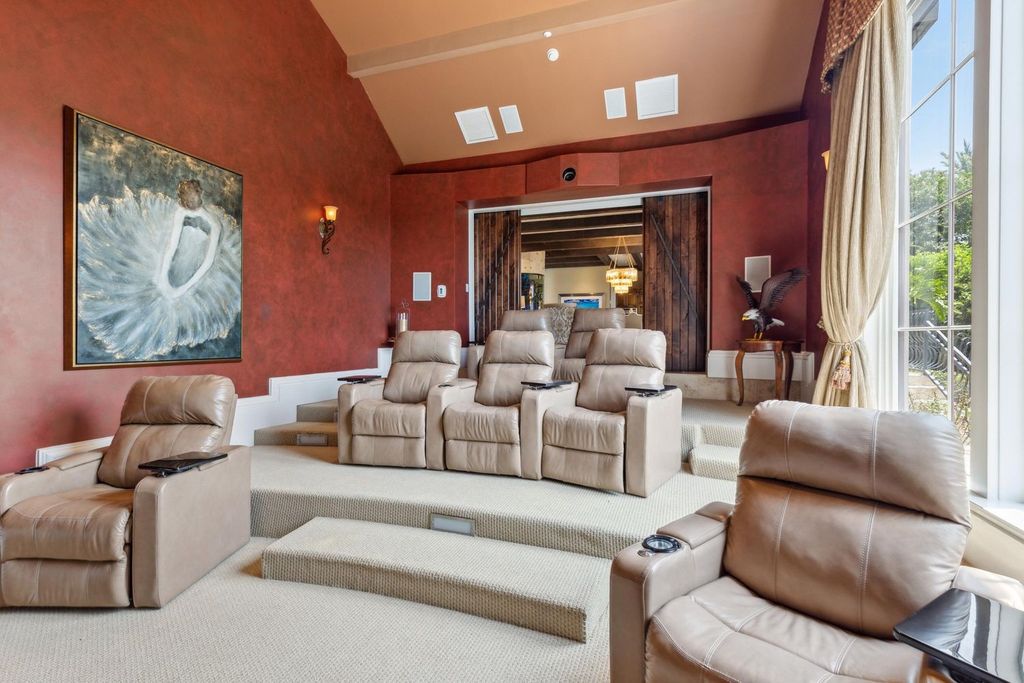 Featured on HGTV's Extreme Homes, this Tuscan-inspired masterpiece sits on a sprawling 1.87-acre lot, boasting over 400 feet of stunning water frontage along Choctawhatchee Bay and Jones Bayou.
