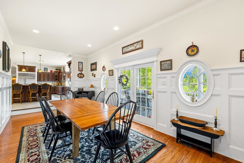 Stunning One Acre Executive Estate in New Jersey Perfect for Entertaining Asking 2485000 11