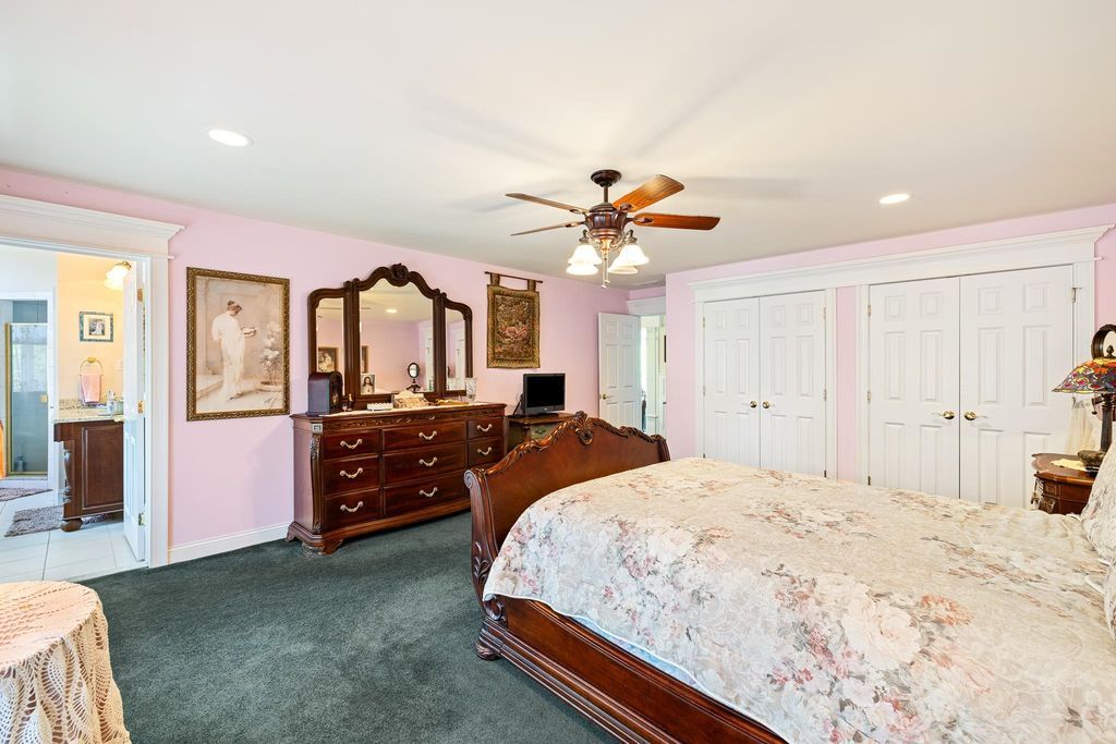 Stunning One Acre Executive Estate in New Jersey Perfect for Entertaining Asking 2485000 30