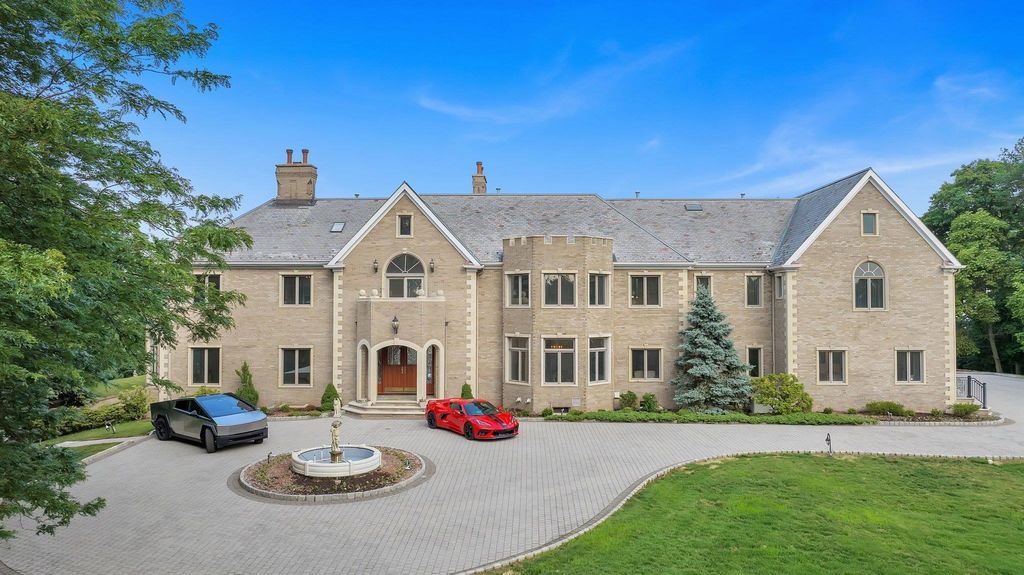 Stunning Stone Mansion in New Jersey Featuring Spacious Living Area for 16999999 1