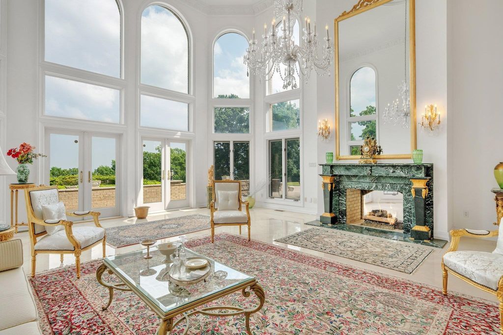 Stunning Stone Mansion in New Jersey Featuring Spacious Living Area for 16999999 10