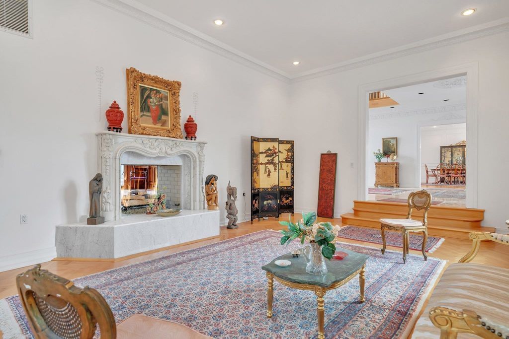 Stunning Stone Mansion in New Jersey Featuring Spacious Living Area for 16999999 12
