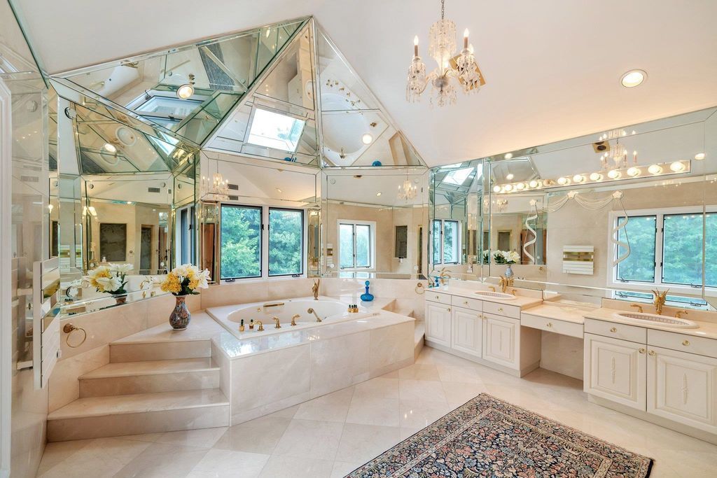 Stunning Stone Mansion in New Jersey Featuring Spacious Living Area for 16999999 29