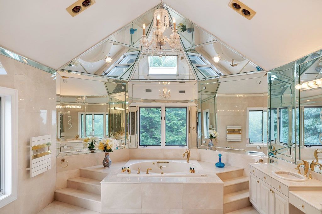 Stunning Stone Mansion in New Jersey Featuring Spacious Living Area for 16999999 30
