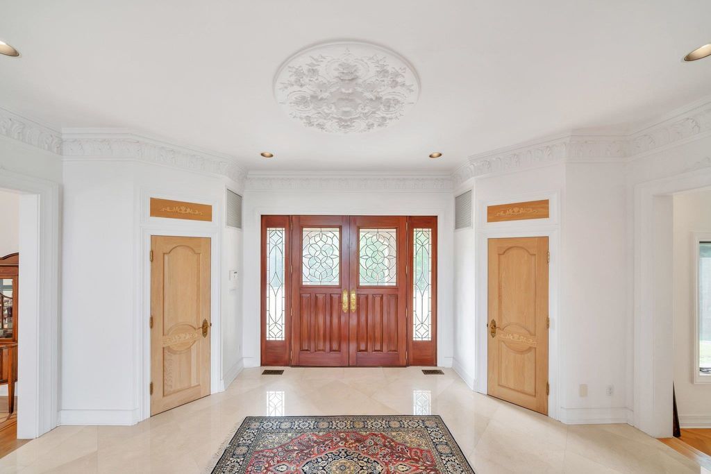 Stunning Stone Mansion in New Jersey Featuring Spacious Living Area for 16999999 5