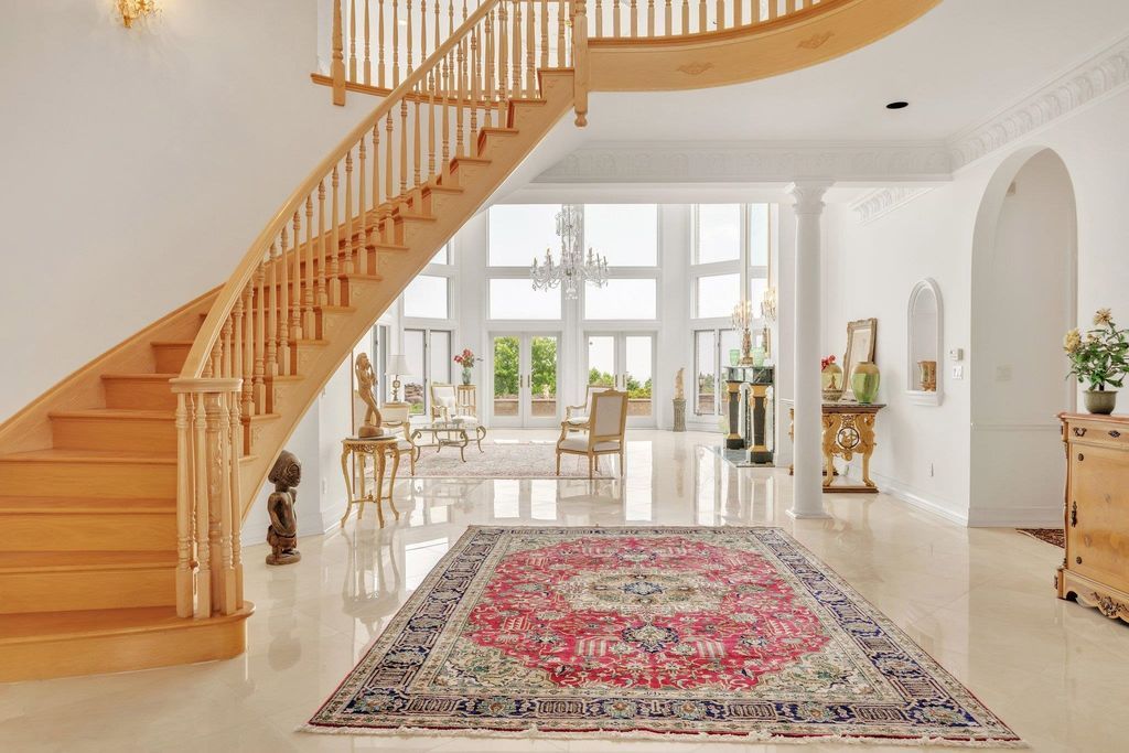 Stunning Stone Mansion in New Jersey Featuring Spacious Living Area for 16999999 7