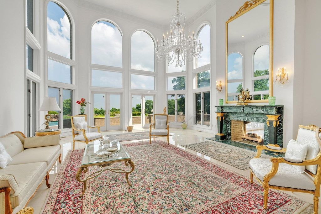 Stunning Stone Mansion in New Jersey Featuring Spacious Living Area for 16999999 9