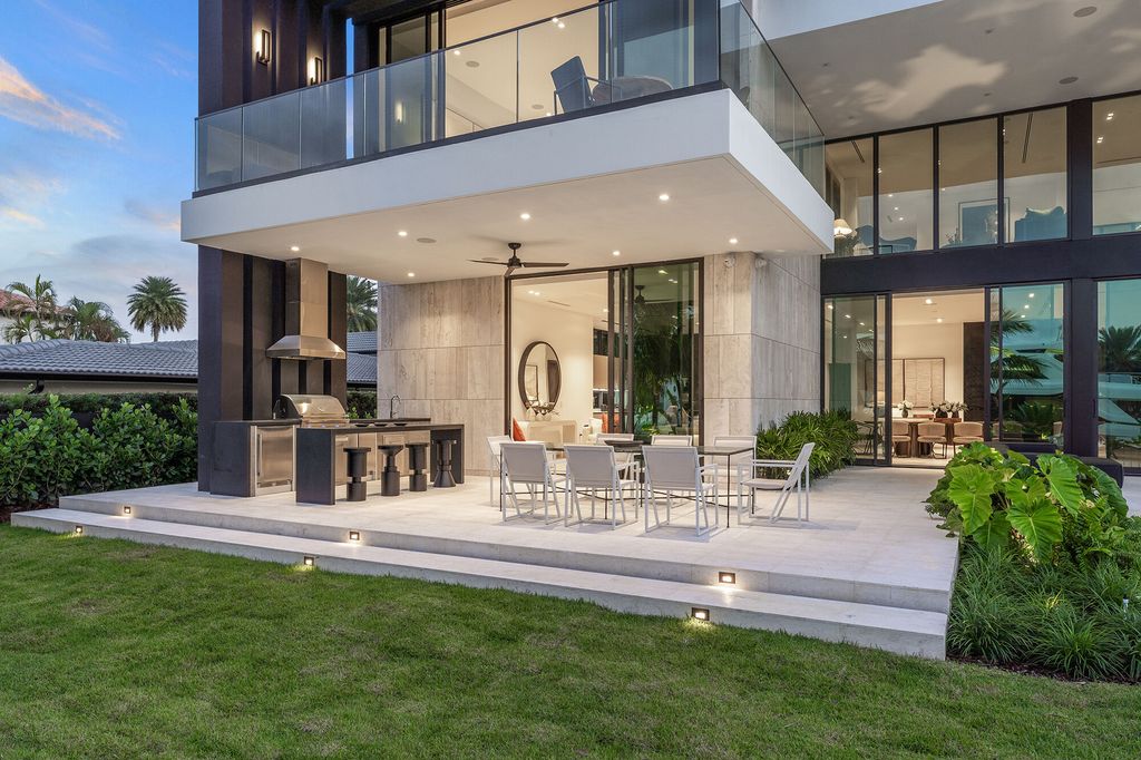 Tamarind Residence by SDH Studio Architecture Design 27