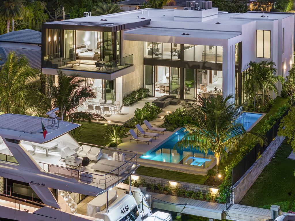 Tamarind Residence by SDH Studio Architecture Design 7
