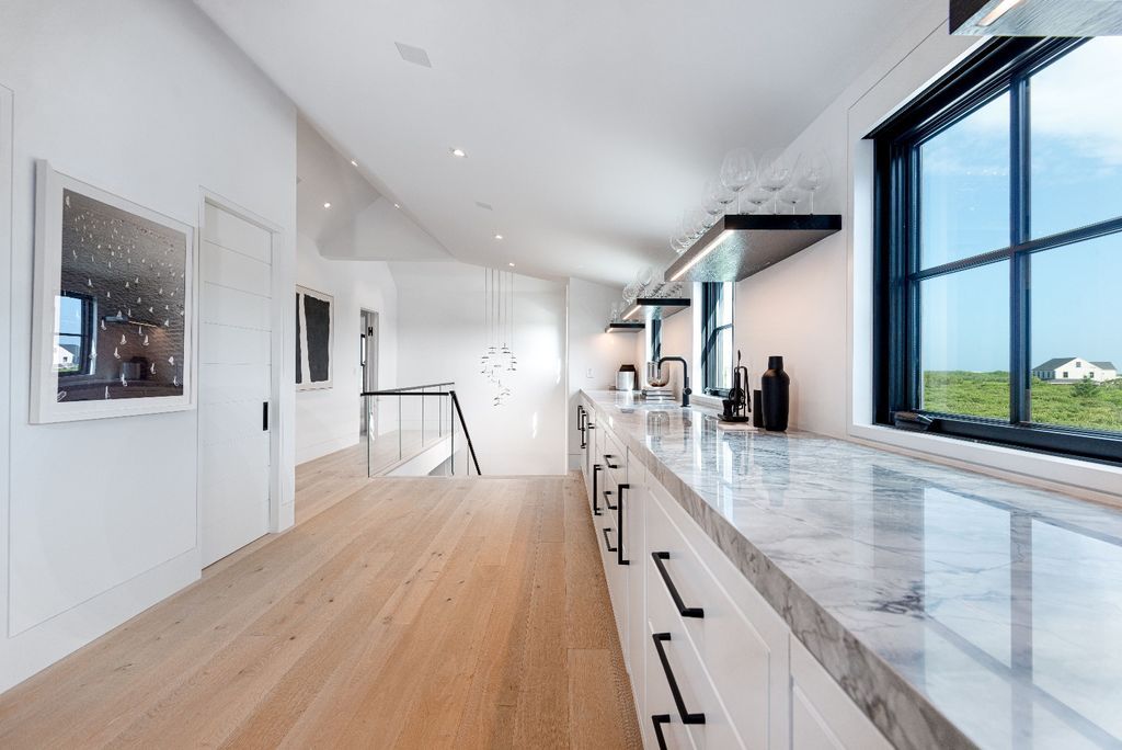 The Dips Island Sanctuary Offering Peace and Luxury in Massachusetts for 19.75 Million 13