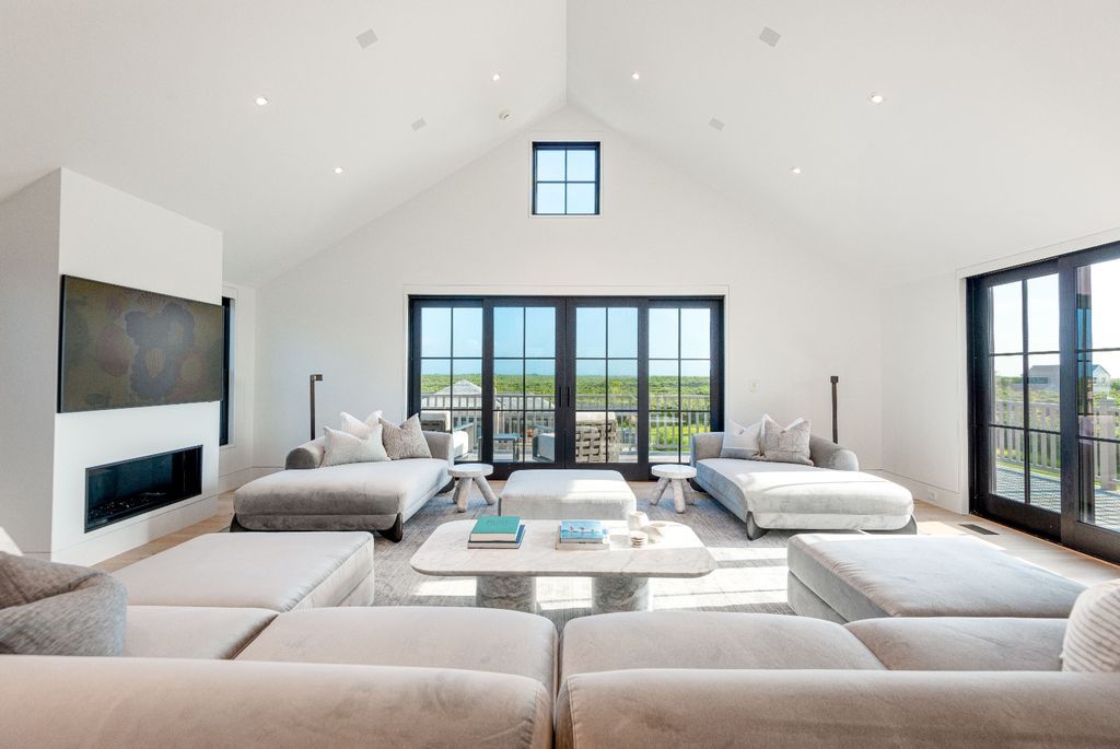 The Dips Island Sanctuary Offering Peace and Luxury in Massachusetts for 19.75 Million 4