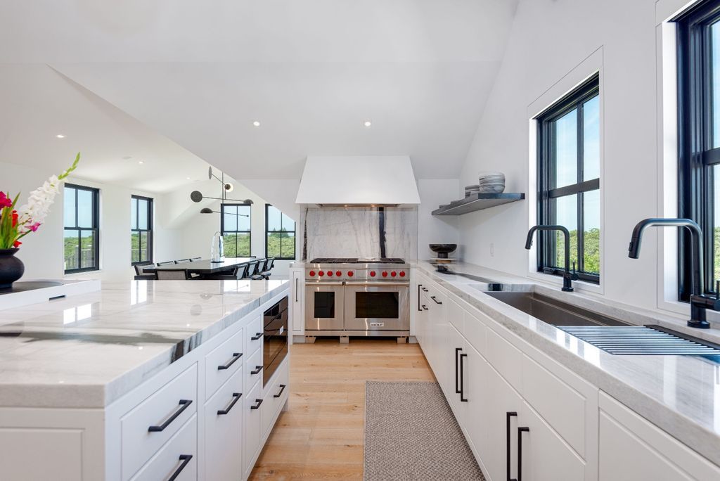 The Dips Island Sanctuary Offering Peace and Luxury in Massachusetts for 19.75 Million 49