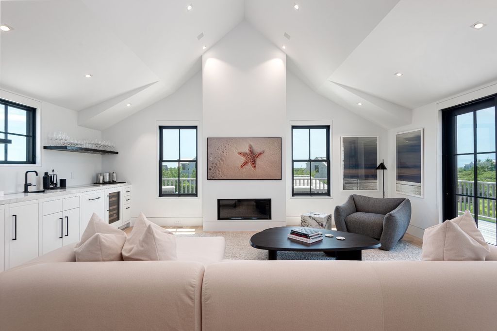 The Dips Island Sanctuary Offering Peace and Luxury in Massachusetts for 19.75 Million 51