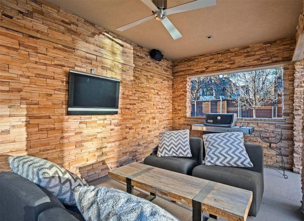 Timeless Architecture Defines This Extraordinary Contemporary Home in Hilltop Colorado Priced at 5.75 Million 29