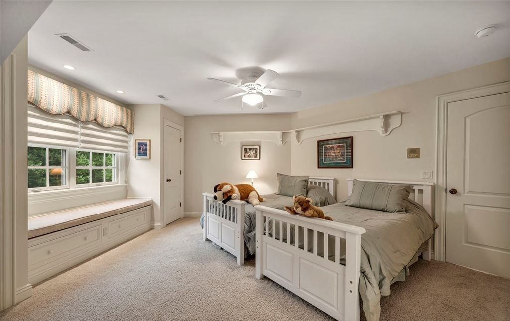 Unmatched Excellence Meticulous Features and Superior Living in this Ohio Property for 3.7 Million 34