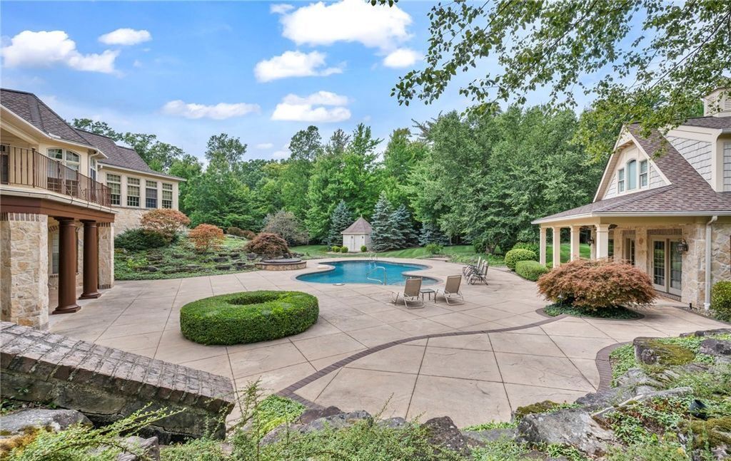 Unmatched Excellence Meticulous Features and Superior Living in this Ohio Property for 3.7 Million 4