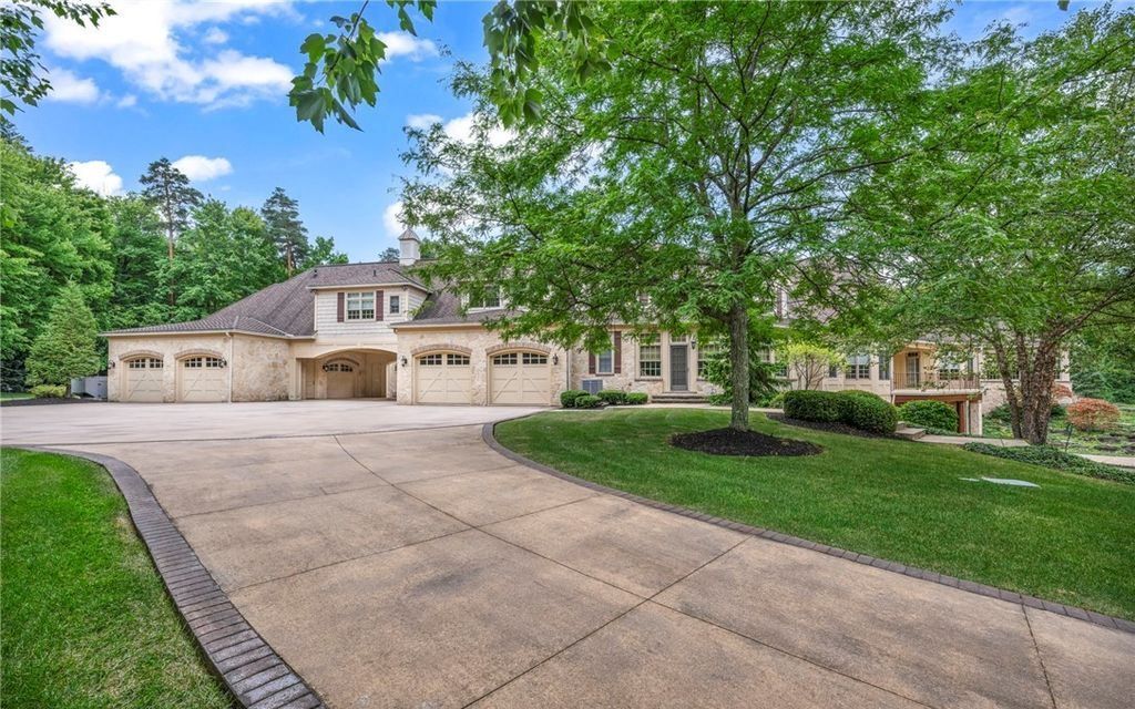 Unmatched Excellence Meticulous Features and Superior Living in this Ohio Property for 3.7 Million 50