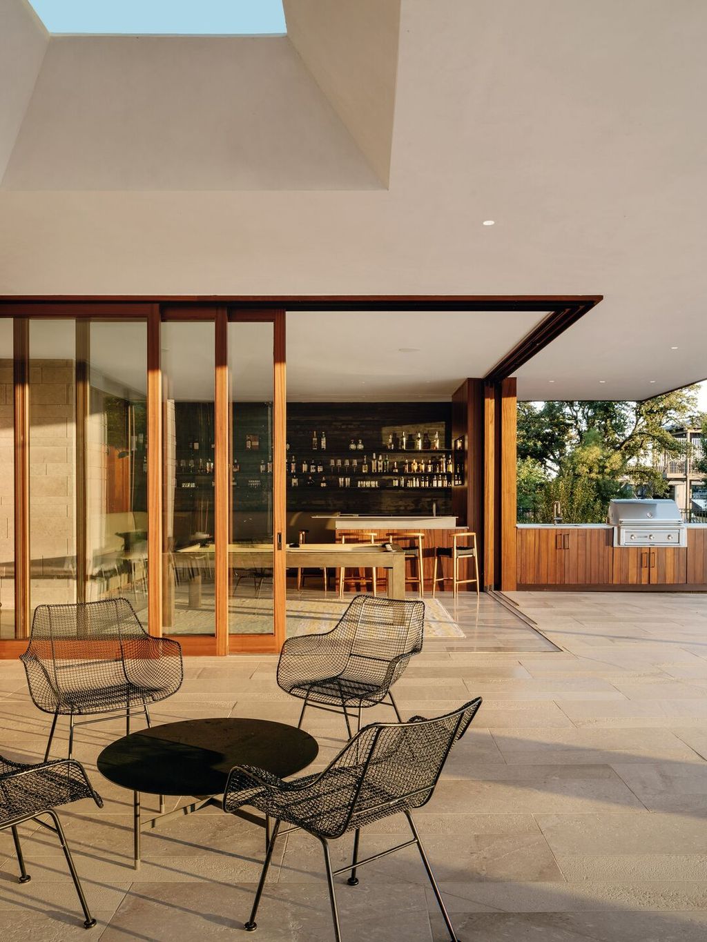 Water's Edge House in Texas by A Parallel Architecture