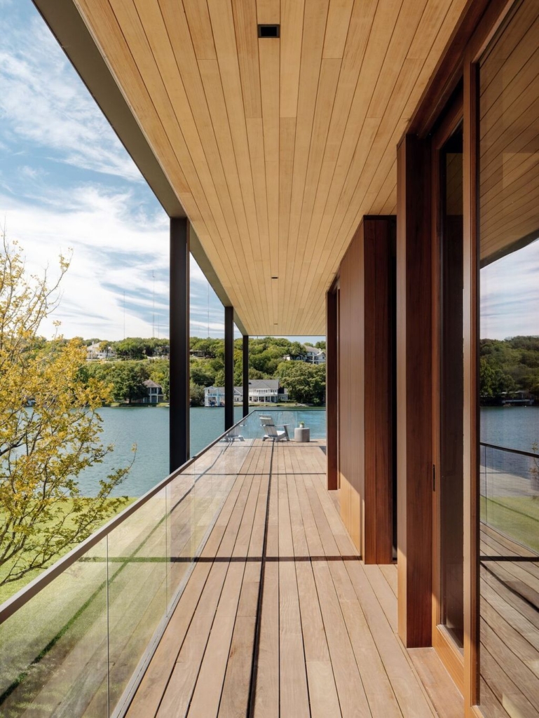 Waters Edge House in Texas by A Parallel Architecture 8
