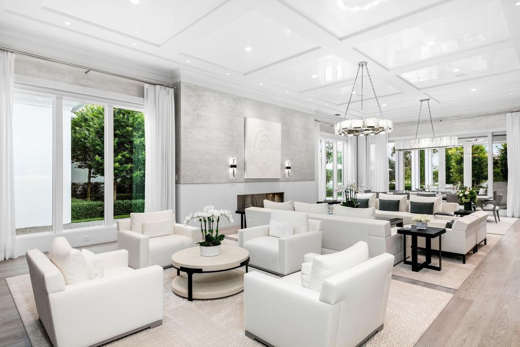 24 Million Luxurious Lakefront Estate in Exclusive Stone Creek Ranch Delray Beach 10