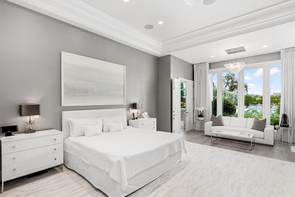 24 Million Luxurious Lakefront Estate in Exclusive Stone Creek Ranch Delray Beach 24