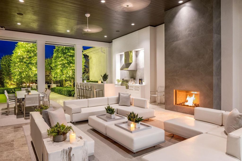 24 Million Luxurious Lakefront Estate in Exclusive Stone Creek Ranch Delray Beach 6