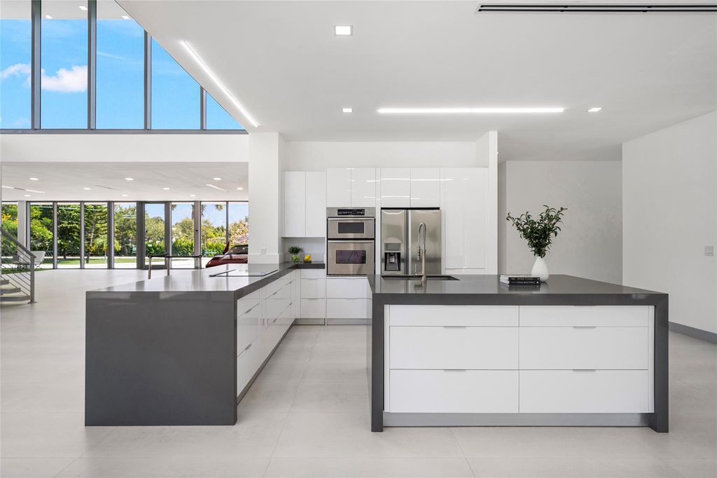 24 Million Ultra Modern Estate on 4 Acres with Rooftop Lounge in Fort Lauderdale 35