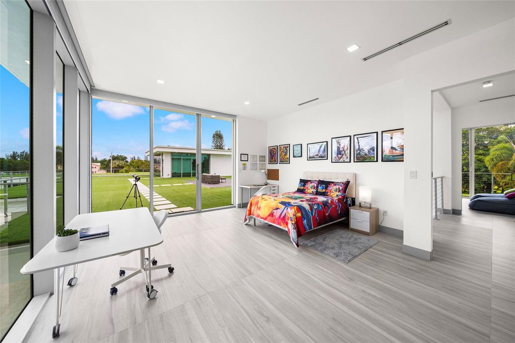 24 Million Ultra Modern Estate on 4 Acres with Rooftop Lounge in Fort Lauderdale 8