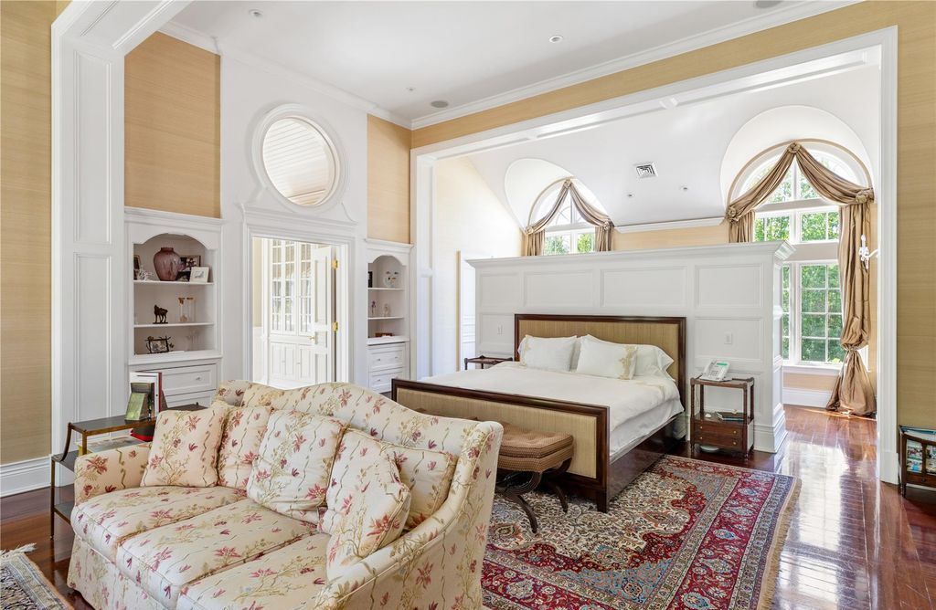 Architectural Sophistication and Resplendence in this Stately Brookville Brick Colonial Listed at 15 Million 22