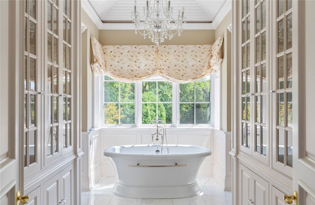 Architectural Sophistication and Resplendence in this Stately Brookville Brick Colonial Listed at 15 Million 24