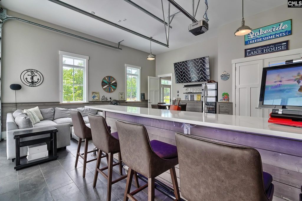 Breathtaking Lakeside Estate on Lake Murray An Extraordinary Blend of Luxury and Privacy in South Carolina Asking 3188888 25