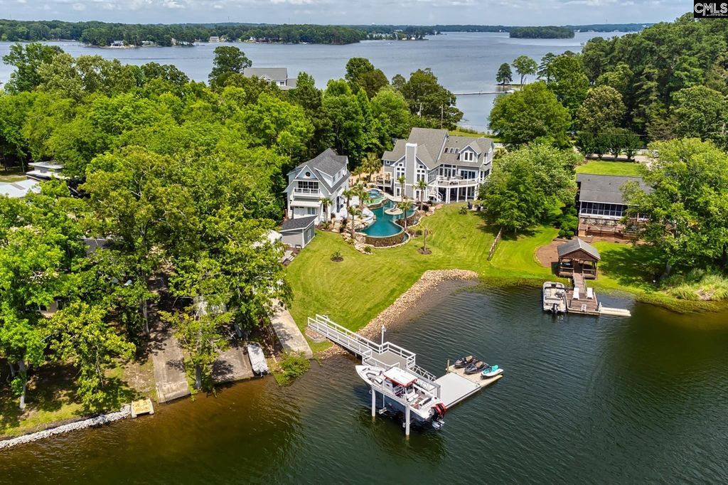 Breathtaking Lakeside Estate on Lake Murray An Extraordinary Blend of Luxury and Privacy in South Carolina Asking 3188888 4