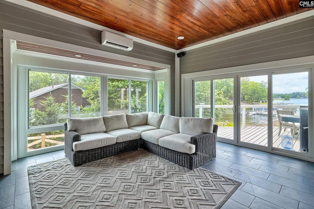 Breathtaking Lakeside Estate on Lake Murray An Extraordinary Blend of Luxury and Privacy in South Carolina Asking 3188888 41