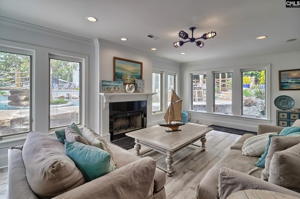 Breathtaking Lakeside Estate on Lake Murray An Extraordinary Blend of Luxury and Privacy in South Carolina Asking 3188888 54