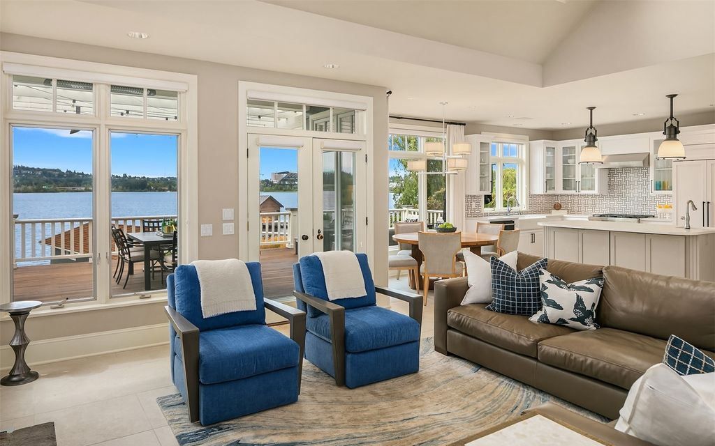 Classic Shingle Clad Waterfront Retreat with Sweeping Lake Washington Views Asking 12823000 11