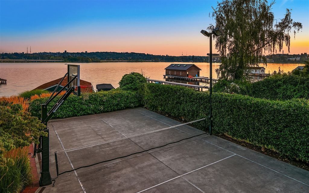 Classic Shingle Clad Waterfront Retreat with Sweeping Lake Washington Views Asking 12823000 36