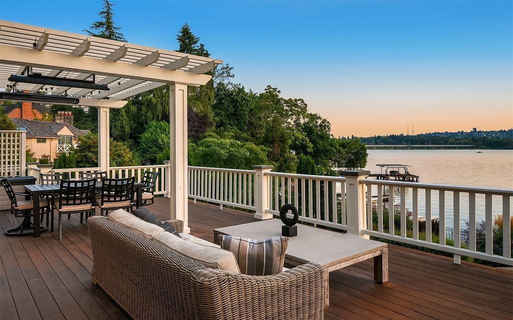 Classic Shingle Clad Waterfront Retreat with Sweeping Lake Washington Views Asking 12823000 4