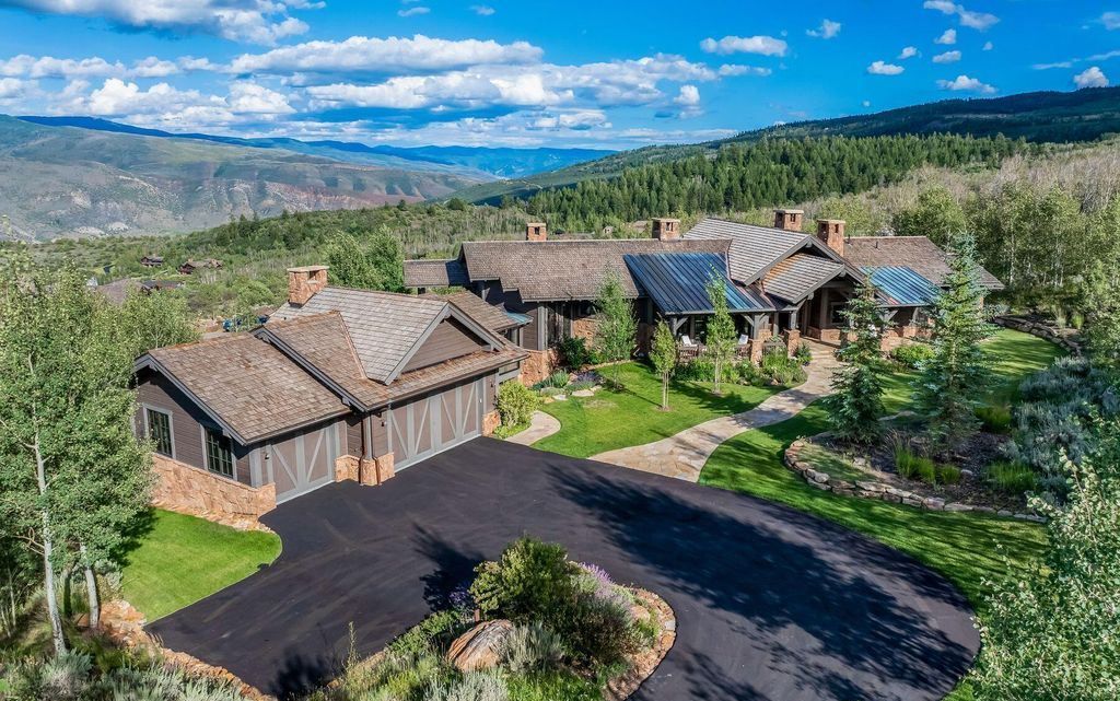 Colorado Upper Ridge Estate A Perfect Blend of Rustic Elegance and Refined Views Listed at 7.5 Million 12