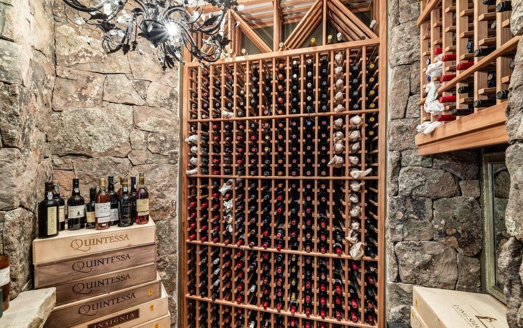 Colorado Upper Ridge Estate A Perfect Blend of Rustic Elegance and Refined Views Listed at 7.5 Million 38