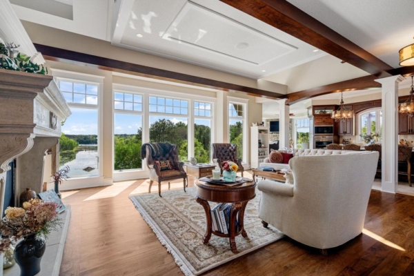 Elegance and Functionality Combined: Open Layout Property in Wisconsin ...