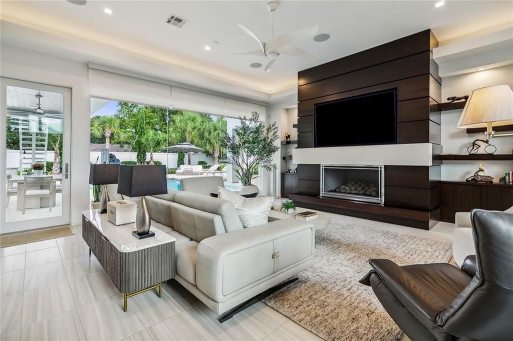 Every Detail Perfected in This Beautiful Louisiana Home Listed for 2 Million 11