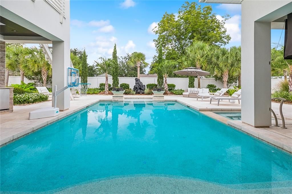 Every Detail Perfected in This Beautiful Louisiana Home Listed for 2 Million 32
