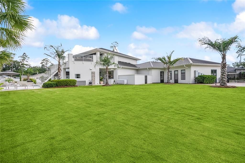 Every Detail Perfected in This Beautiful Louisiana Home Listed for 2 Million 38