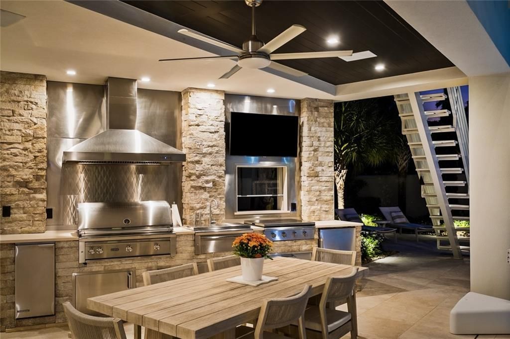Every Detail Perfected in This Beautiful Louisiana Home Listed for 2 Million 51