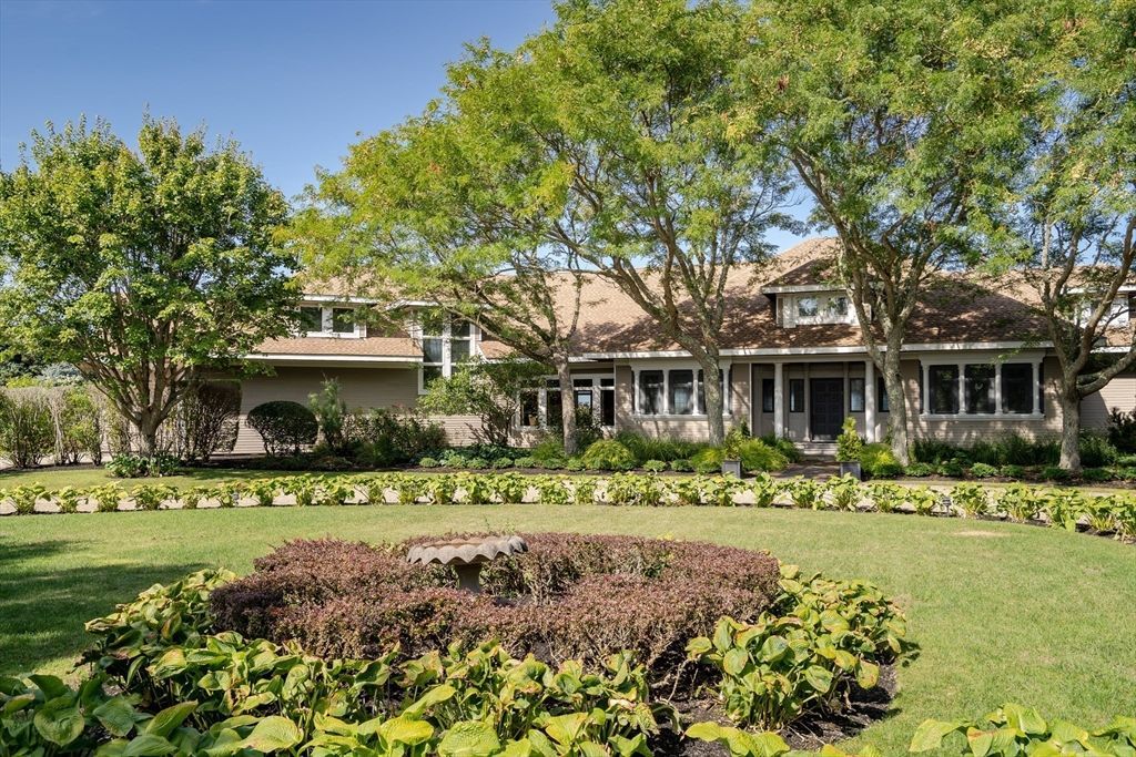 Exclusive 3.5 Acre Waterfront Estate with Private Beach in Massachusetts Listed for 5.75 Million 39