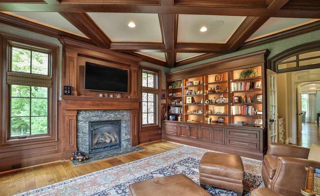 Experience Comfort and Grandeur at This Stunning Ohio Luxury Estate For Sale at 3.5 Million 17