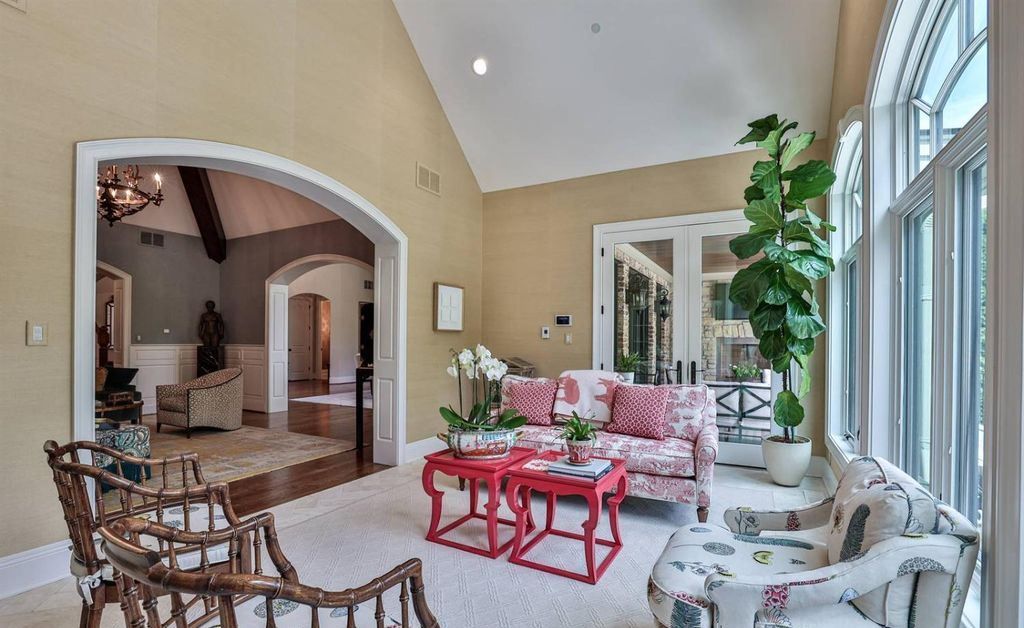 Experience Comfort and Grandeur at This Stunning Ohio Luxury Estate For Sale at 3.5 Million 20
