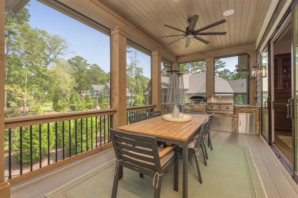 Luxurious Georgia Residence Offering World Class Amenities Including Golf and Tennis Listed at 2.95 Million 12